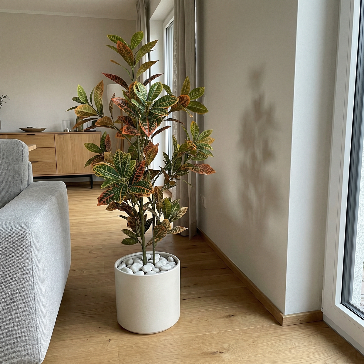 Kunst croton stelen 120 cm in woonkamer